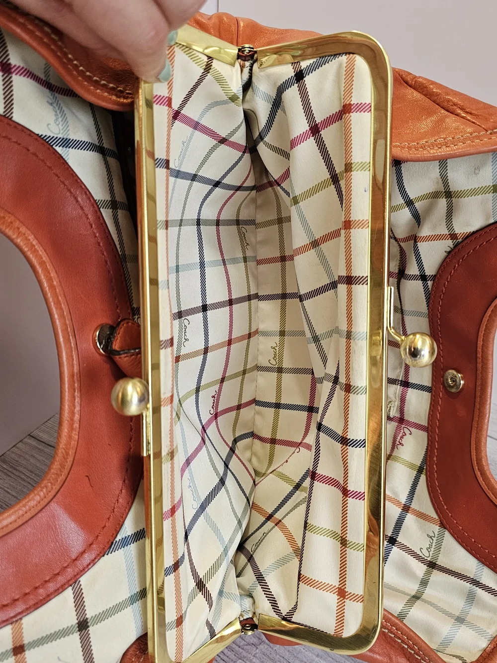 VTG Coach Ergo Pleated Kisslock Frame Satchel Bag in Burnt Orange